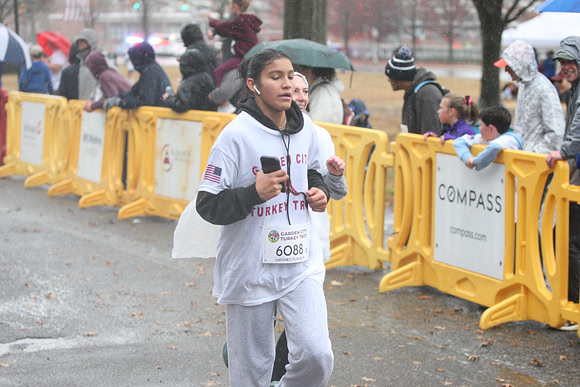 FinishFunRun_0272