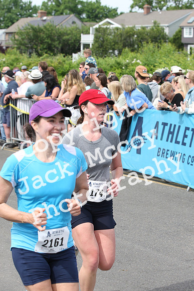 FinishHalf_0800
