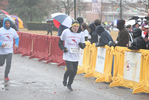 FinishFunRun_0389