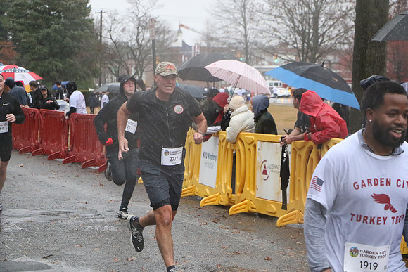 Finish5Mile_1155