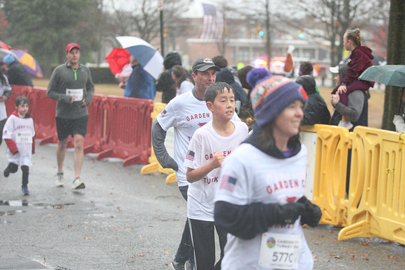 FinishFunRun_0416