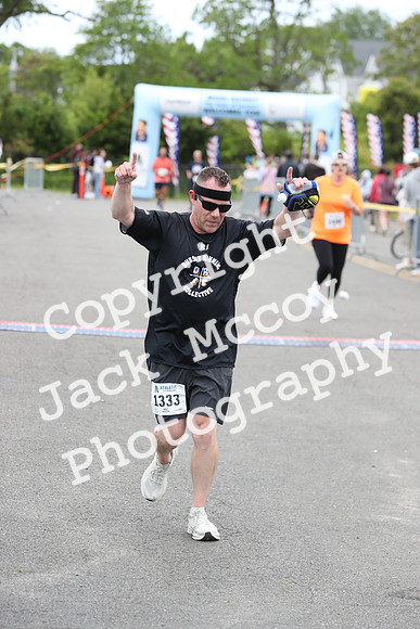 FinishHalf_2405