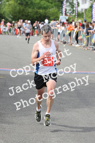 FinishHalf_0300