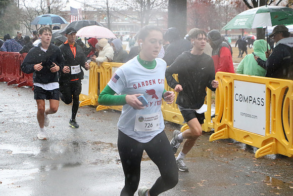Finish5Mile_0370
