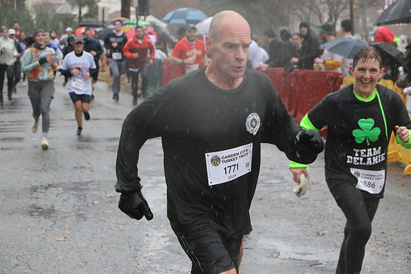Finish5Mile_1275