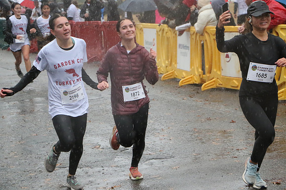 Finish5Mile_1216