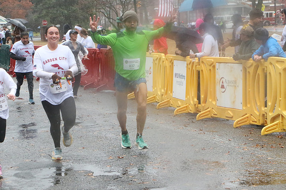 Finish5Mile_1567