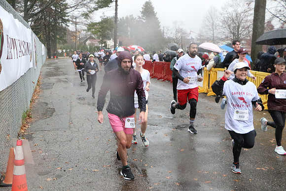 Finish5Mile_1009