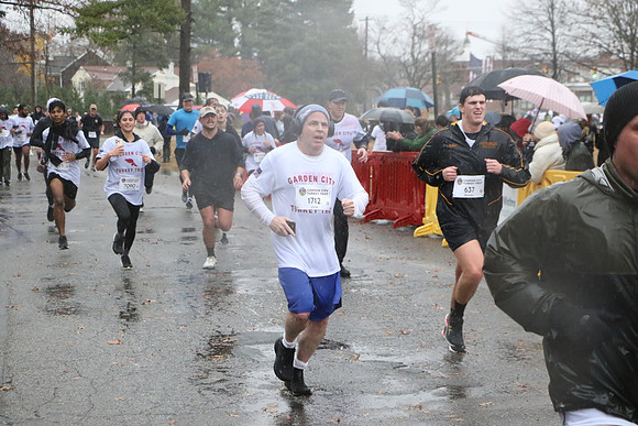 Finish5Mile_1140