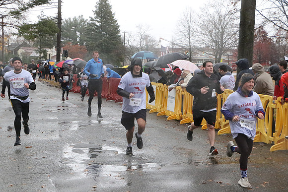 Finish5Mile_0590