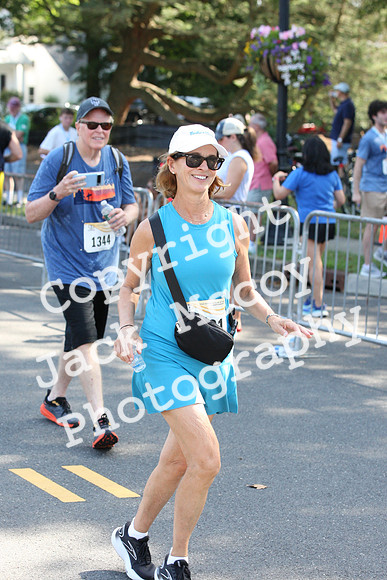 Finish_2564