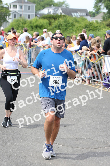 FinishHalf_1174