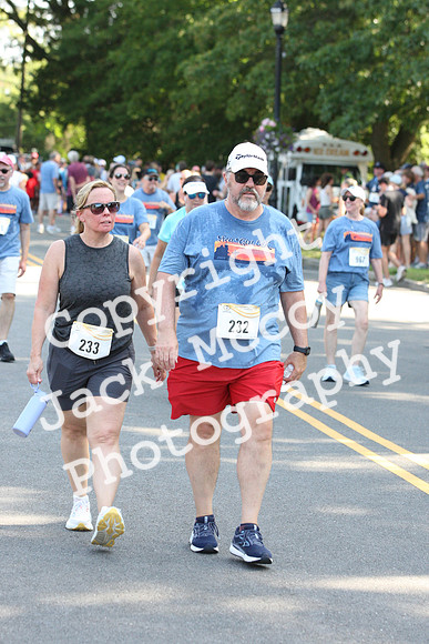 Finish_2385