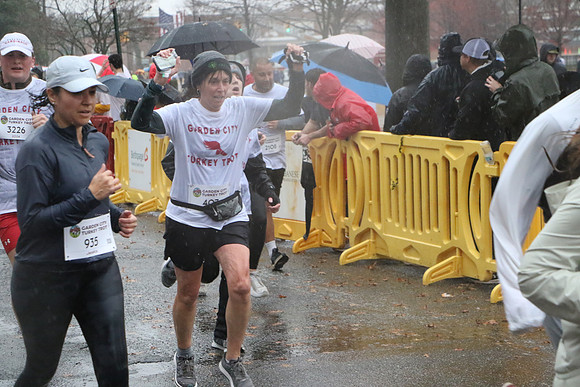 Finish5Mile_1296