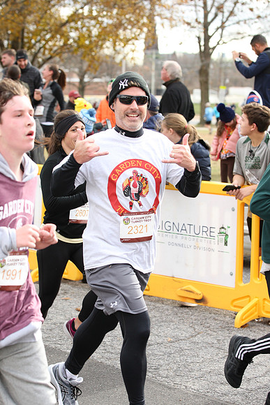 5MileFinish_1588