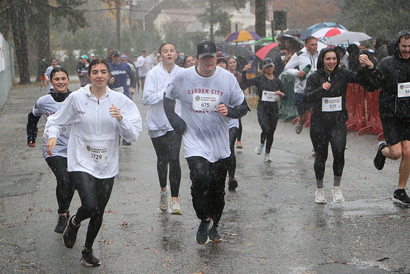 Finish5Mile_1206