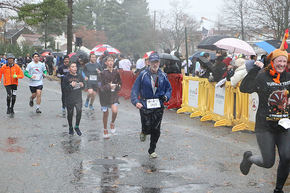 Finish5Mile_1082