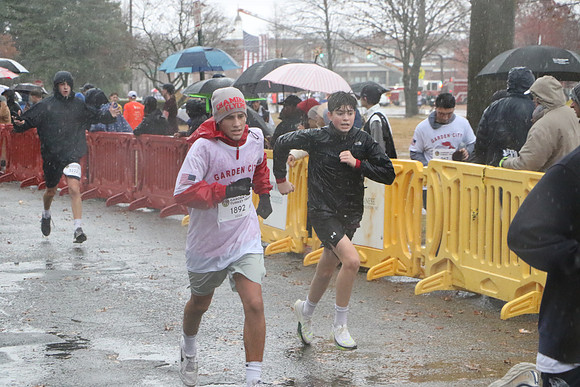 Finish5Mile_0305
