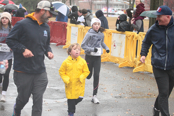 FinishFunRun_0366