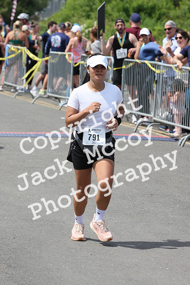 FinishHalf_2190