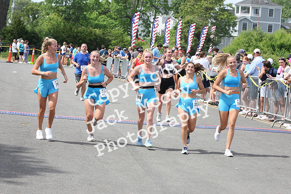 FinishHalf_1979