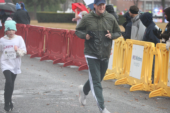 FinishFunRun_0482