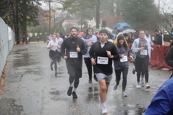 Finish5Mile_1322