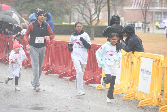 FinishFunRun_0567