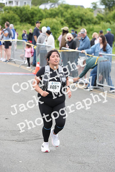 FinishHalf_2404
