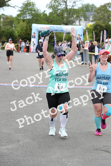 FinishHalf_2400