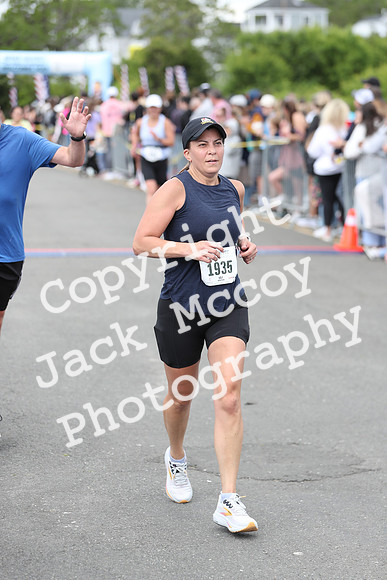 FinishHalf_1498