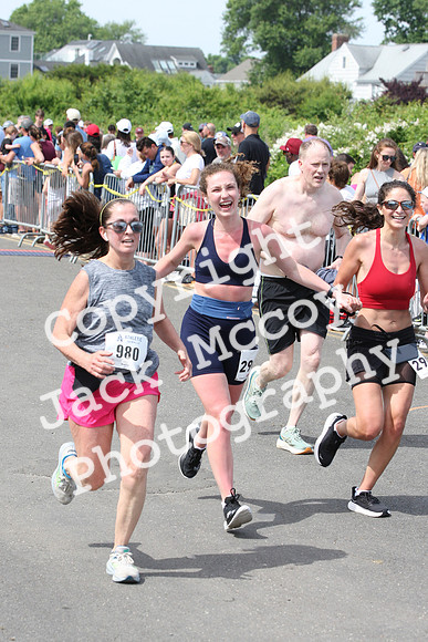 FinishHalf_1692
