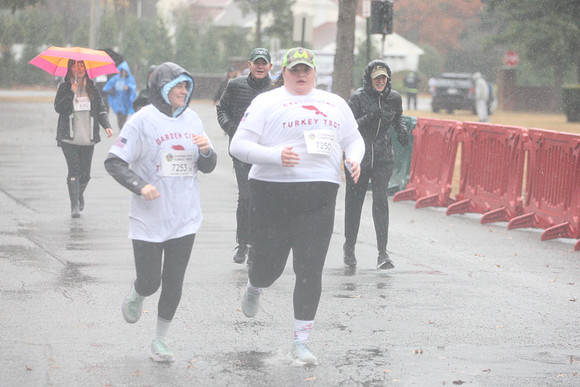 FinishFunRun_0686
