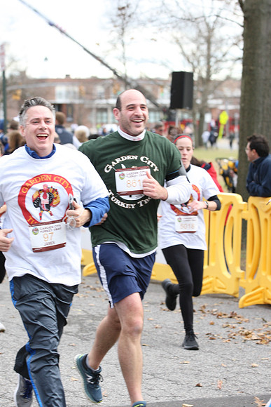 5MileFinish_1199