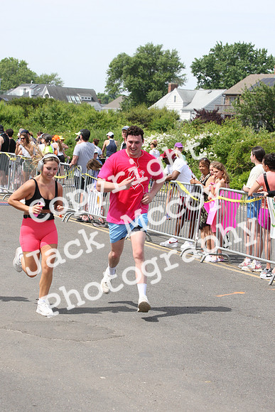 FinishHalf_2124